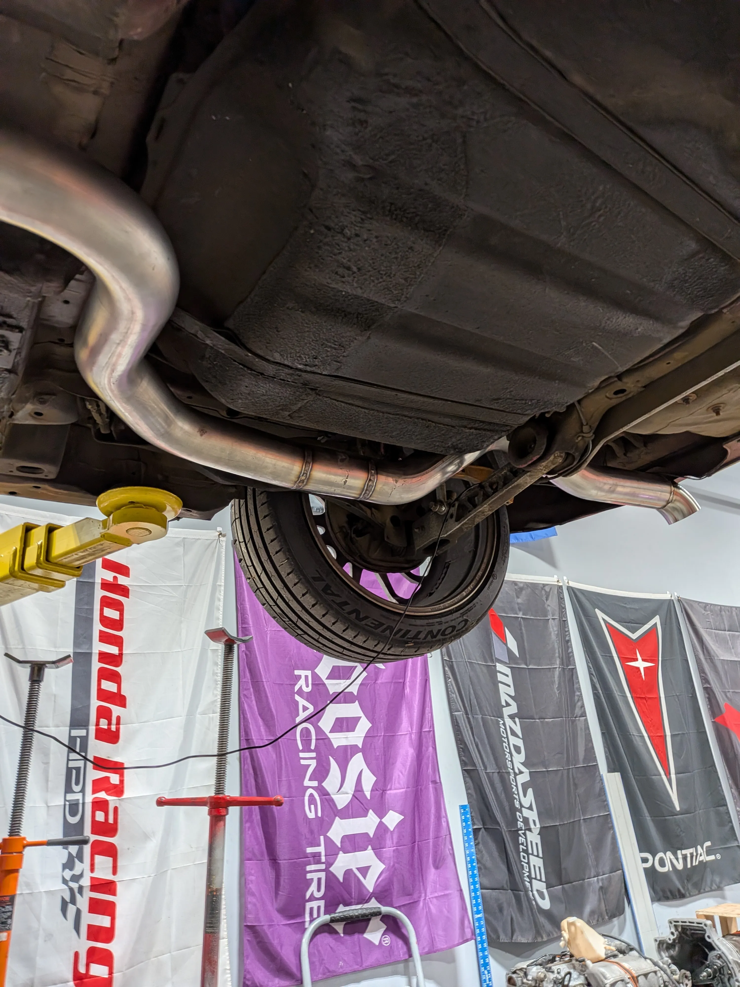 Complete exhaust, axle back